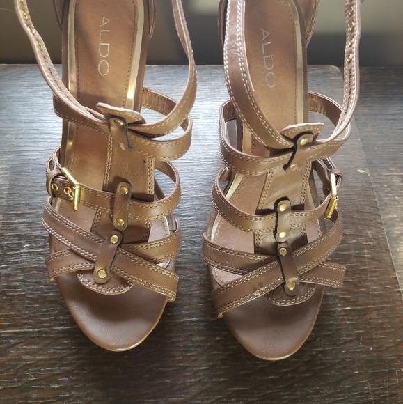 Aldo Wedges - Picture 2 of 4